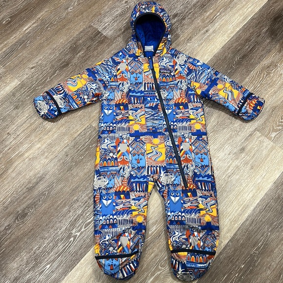 Snowsuit - Picture 1 of 3